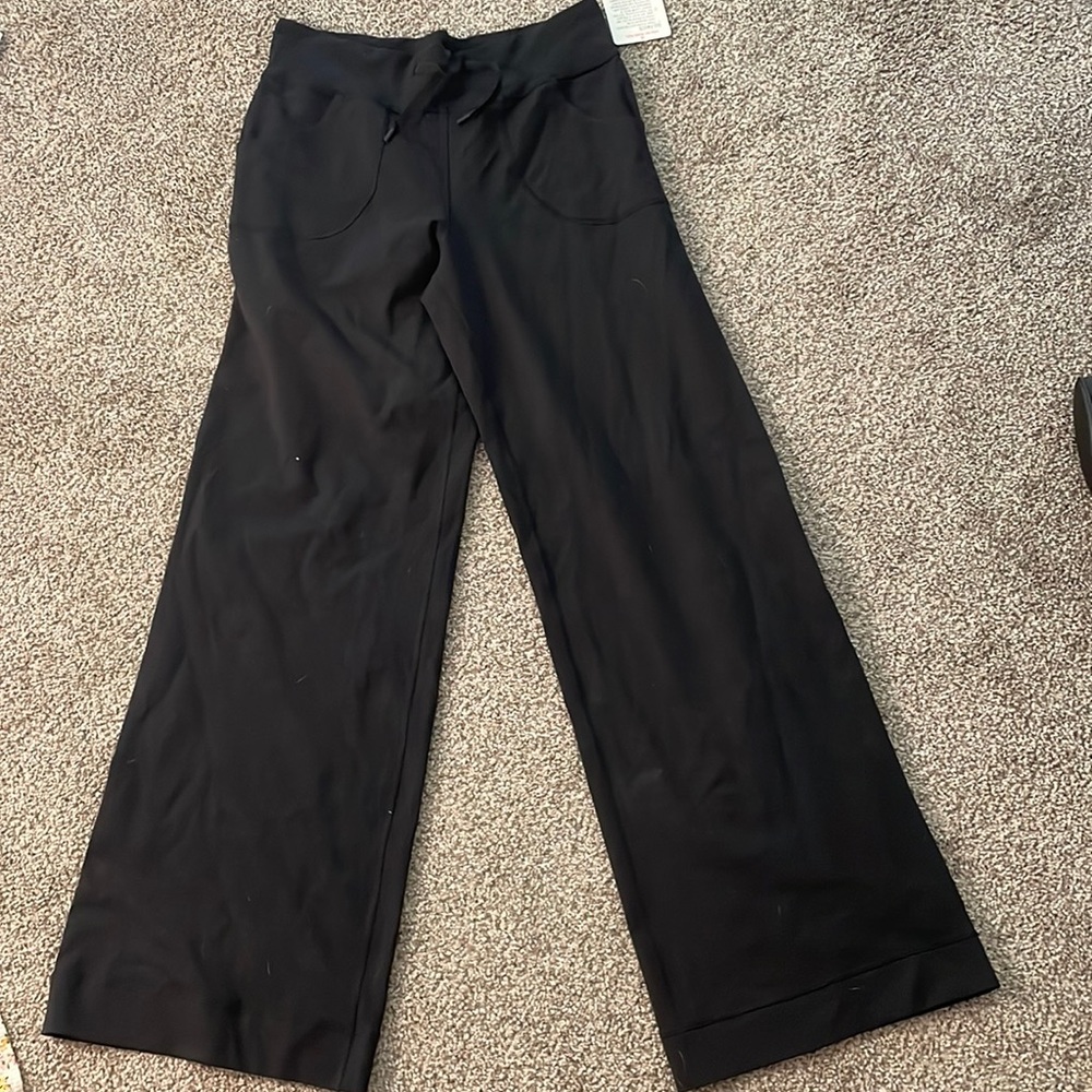 NWT Lululemon Still Pant *R